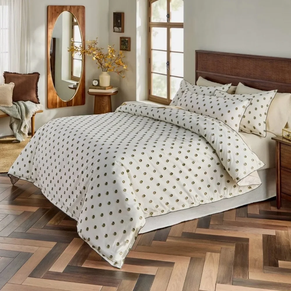 Hearth & Hand Magnolia 3pc QUEEN Size Bed Clip Dobby Green Comforter & Shams NEW